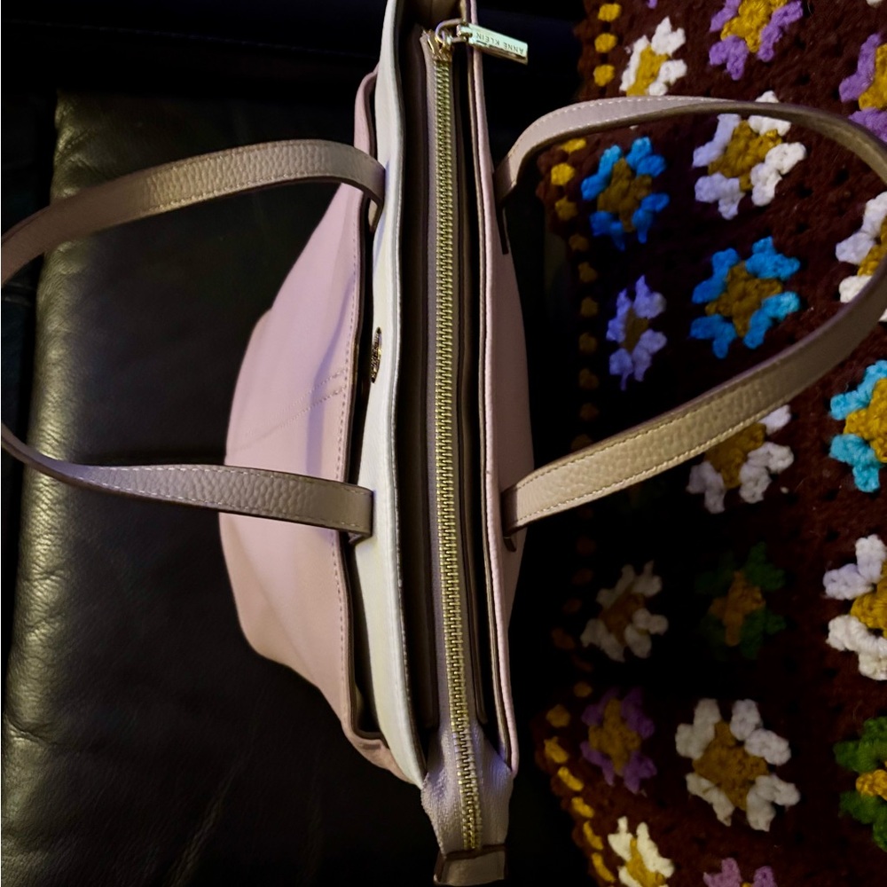 Anne Klein, Pink and white Tote Bag. - Picture 5 of 14